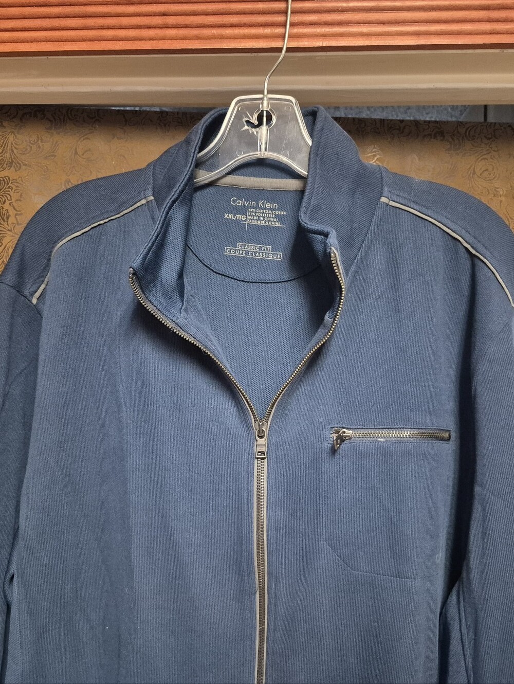 Calvin Klein Men’s Lightweight Zip-Front Shirt Jacket in Navy Blue